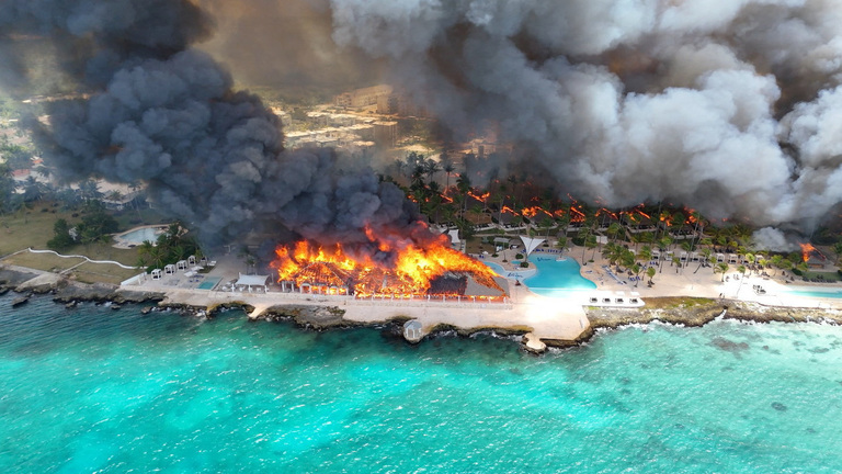 Fallece una turista italiana por incendio en un hotel de República Dominicana