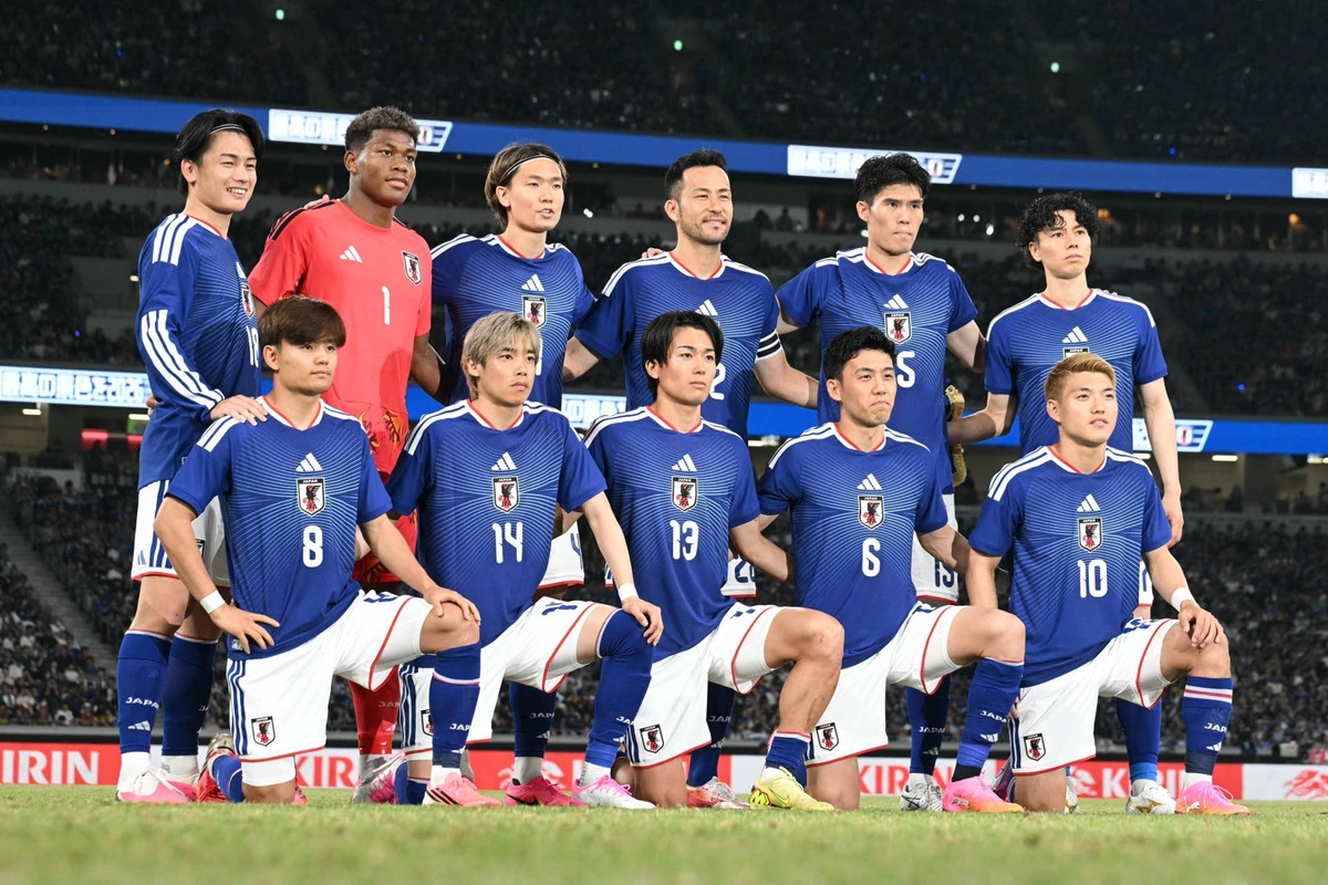  Japan players prior to the start of the match between Japan and Iceland. Photo by Yuichi YAMAZAKI / AFP via Getty Images
