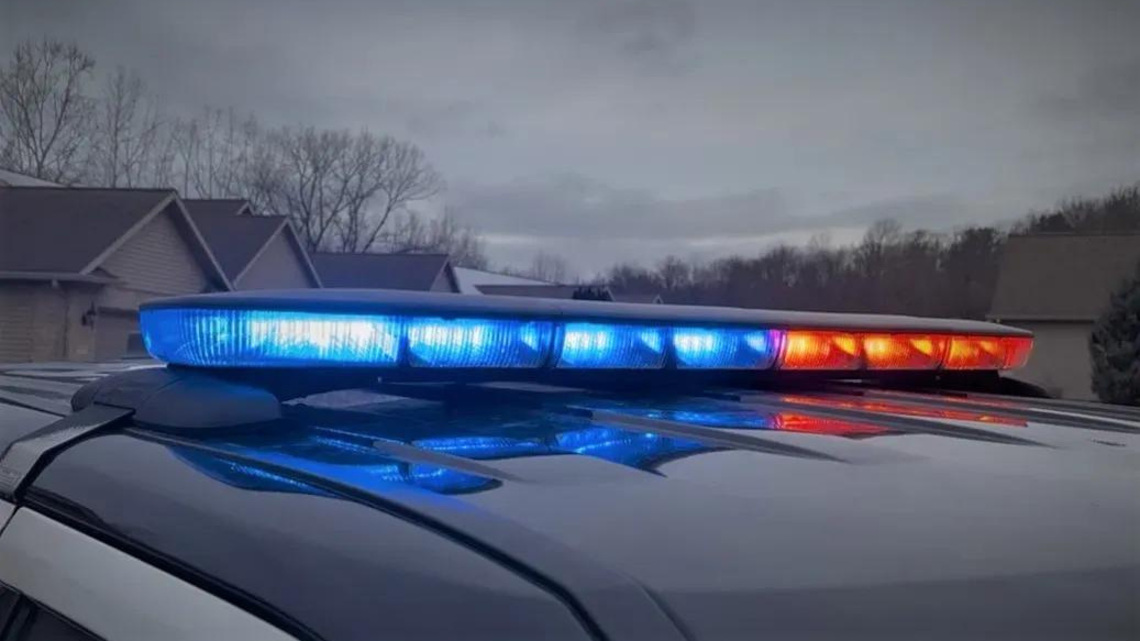 Is it OK to flash your lights to warn drivers of speed traps? Here’s what SC law says