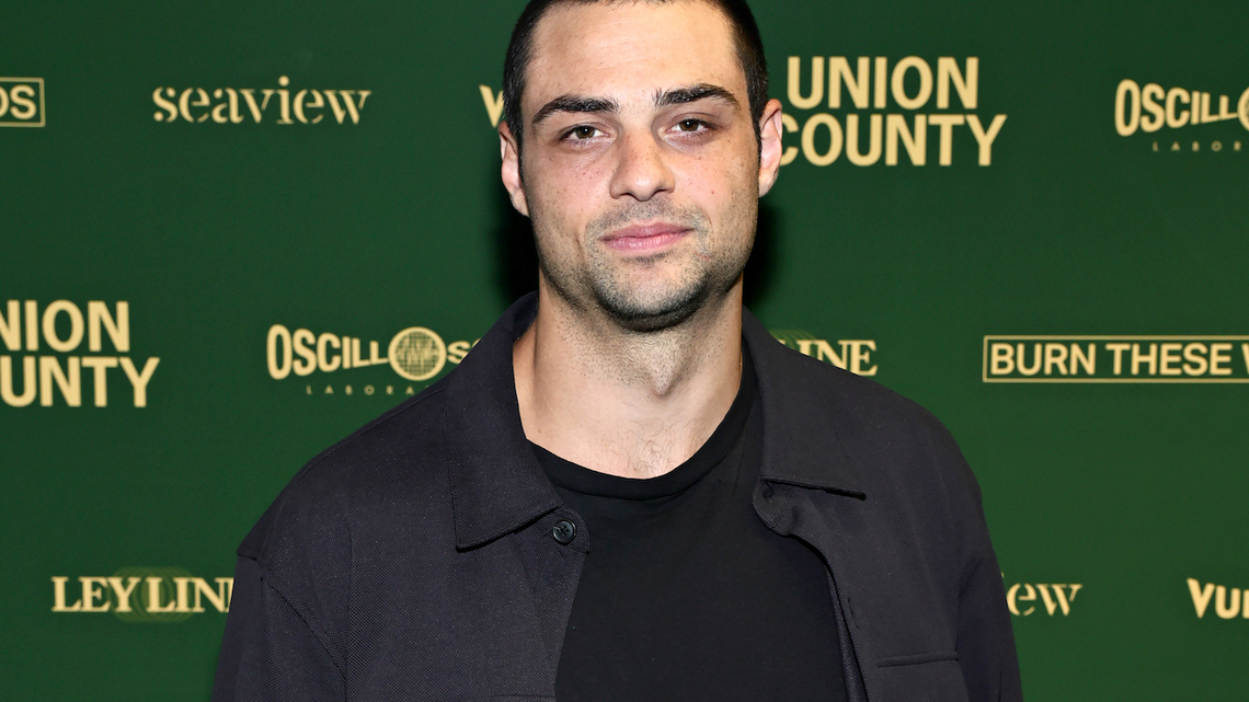 Noah Centineo Recalls 1st Time Dabbling With Drugs, Gives Sobriety Update 