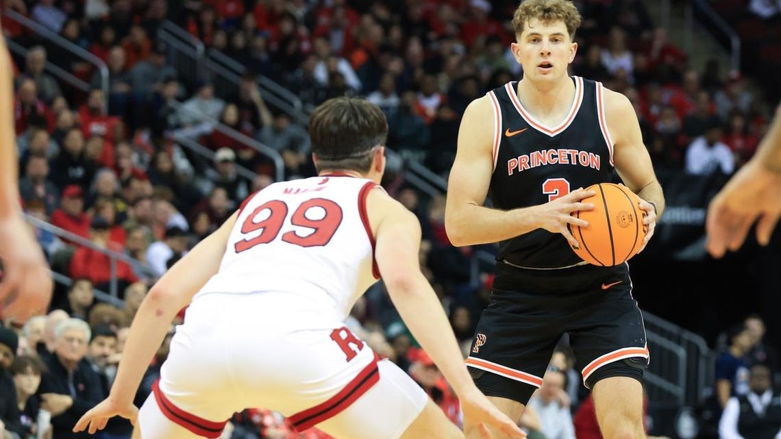 Ex-Princeton star Caden Pierce commits to Purdue 