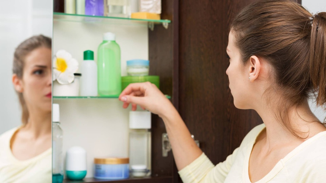 A Urologist Says She Sees ‘Several Patients per Year' Who've Injured Their Kidneys With This Medicine-Cabinet Staple 