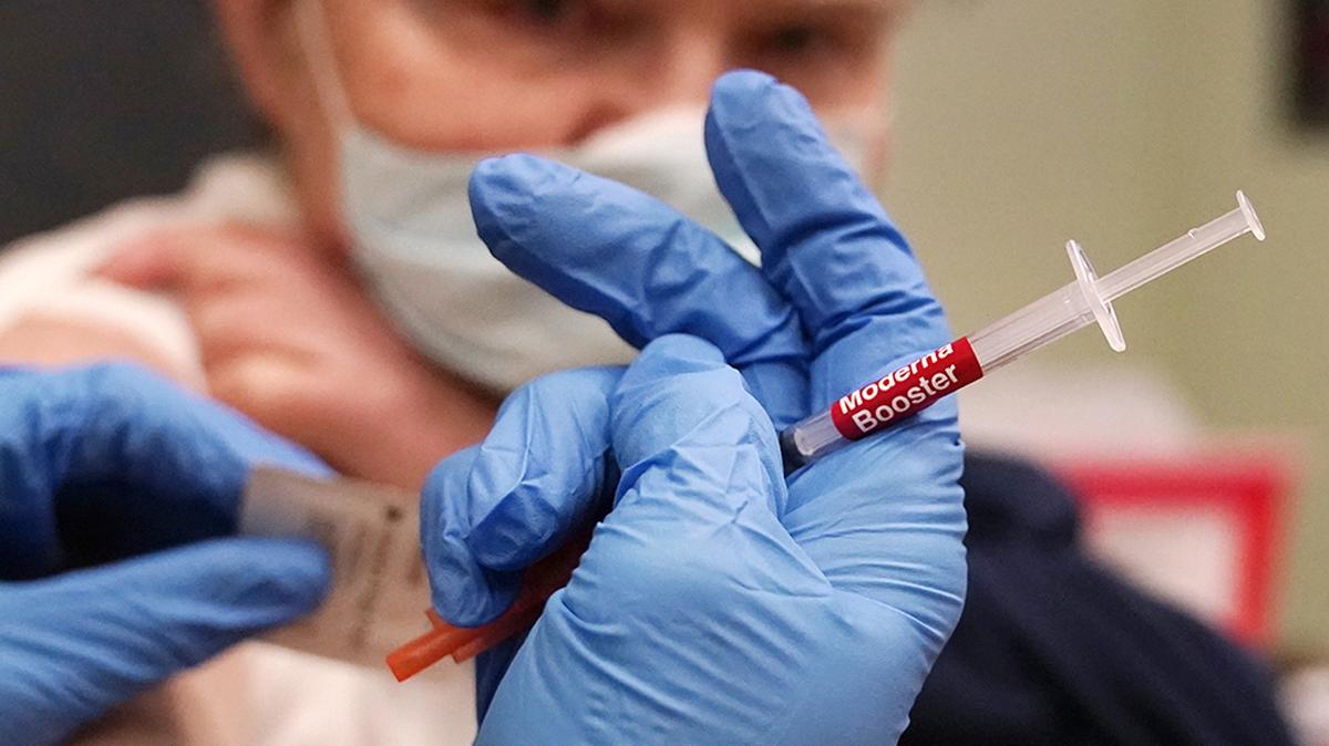Booster doses of the new bivalent COVID-19 vaccine should ship to Washington state the week of Sept. 5. Initial supplies may be limited.
