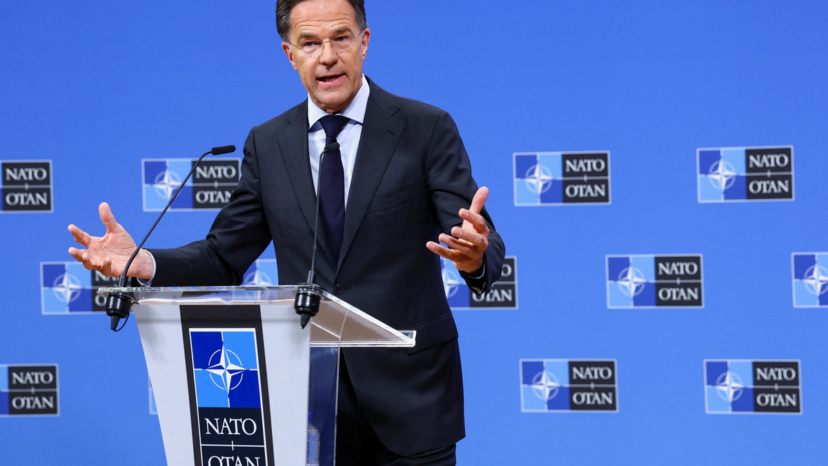 NATO Secretary General Mark Rutte holds a press conference ahead of a Defence Ministers meeting at the Alliance's headquarters in Brussels, Belgium June 17, 2026. REUTERS/Yves Herman