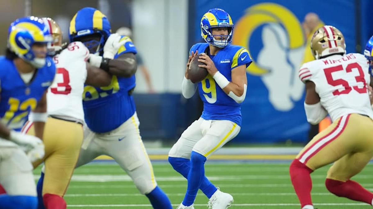  Oct 2, 2025; Inglewood, California, USA; Los Angeles Rams quarterback Matthew Stafford (9) drops back to pass against the San Francisco 49ers during the first half at SoFi Stadium. Mandatory Credit: Kirby Lee-Imagn Images | Kirby Lee-Imagn Images 
