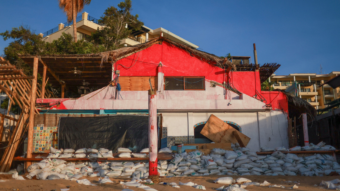 Hurricane Polo threatens Mexico's Pacific coast, landfall expected Monday