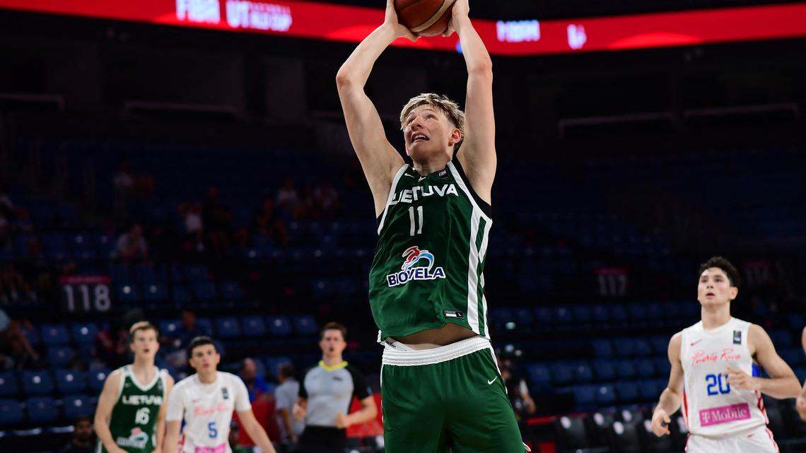 Florida adds Lithuanian forward Arturas Butajevas to a loaded men's basketball roster 