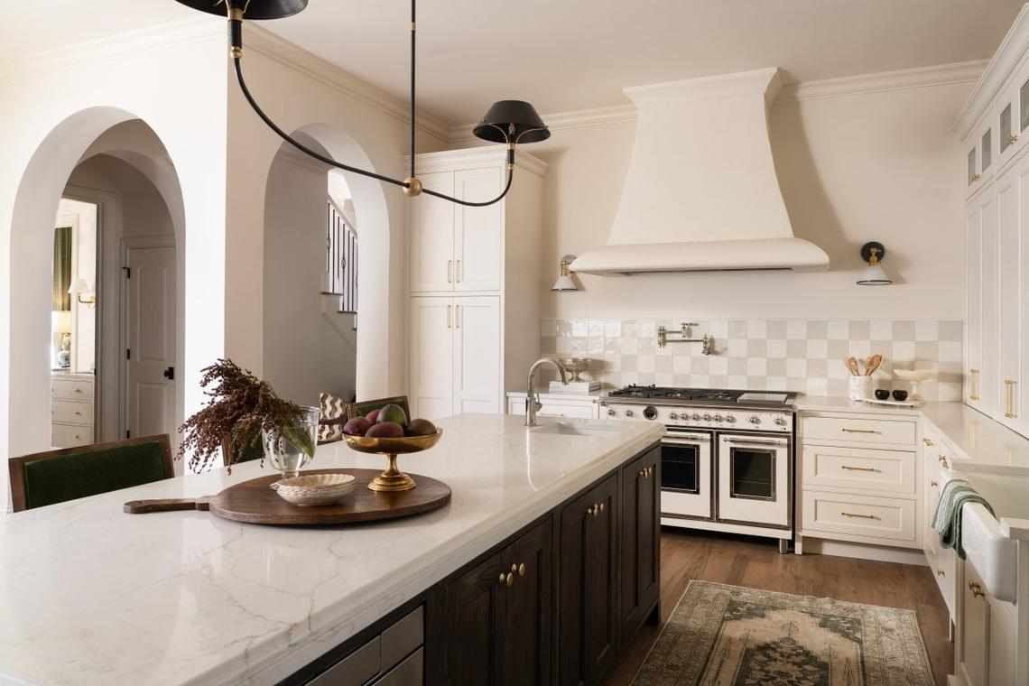  Jeff Jones; design: Natalie Clayman Interior Design 