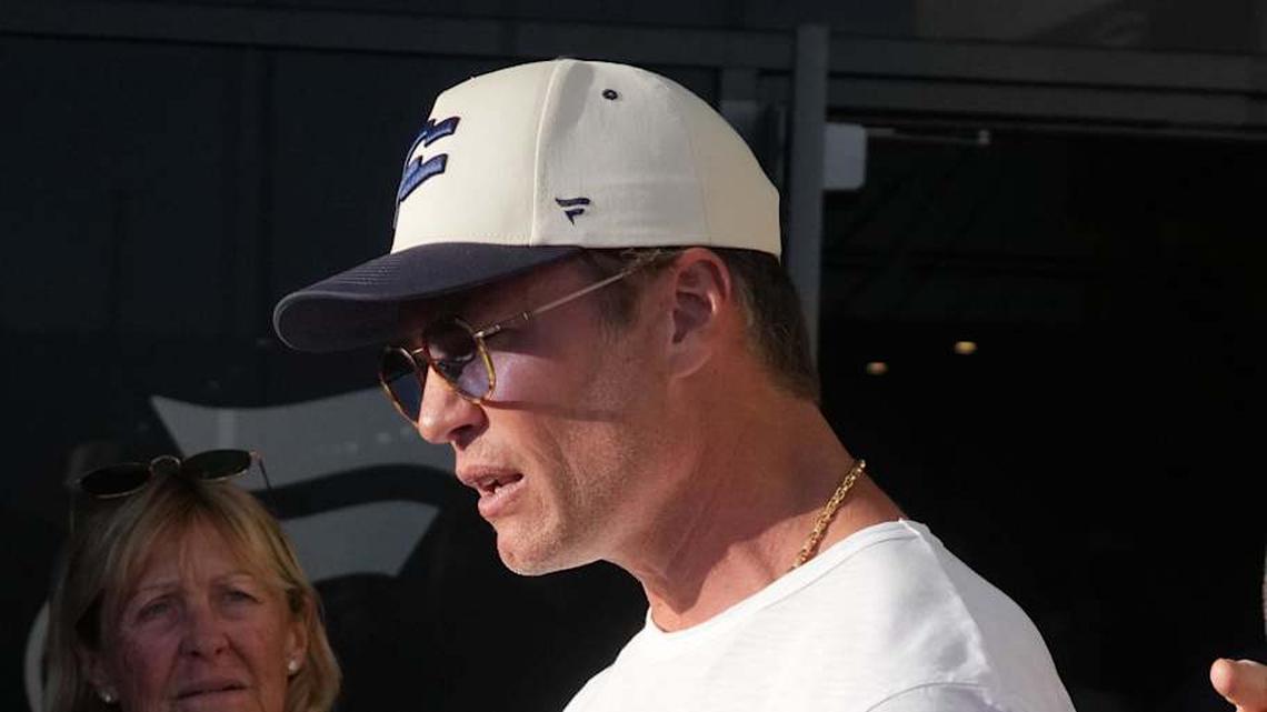 Mar 21, 2026; Los Angeles, CA, USA; Founders FFC quarterback Tom Brady (12) talks with fans during the Fanatics Flag Football Classic at BMO stadium. Mandatory Credit: Kirby Lee-Imagn Images | Kirby Lee-Imagn Images 