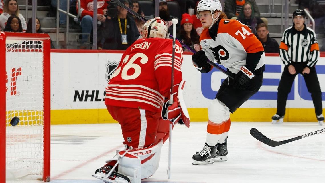 Deadlocked Wings, Flyers face off in critical encounter  