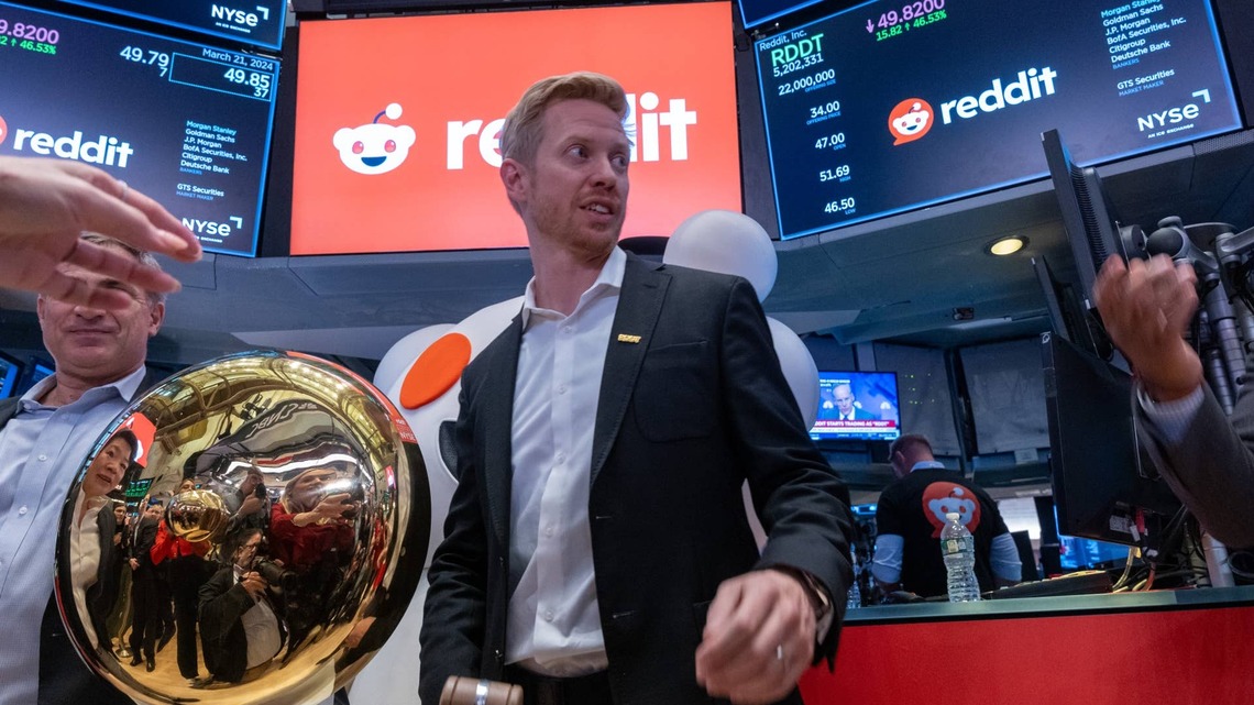 Google traffic wobble sends major signal for sinking Reddit stock