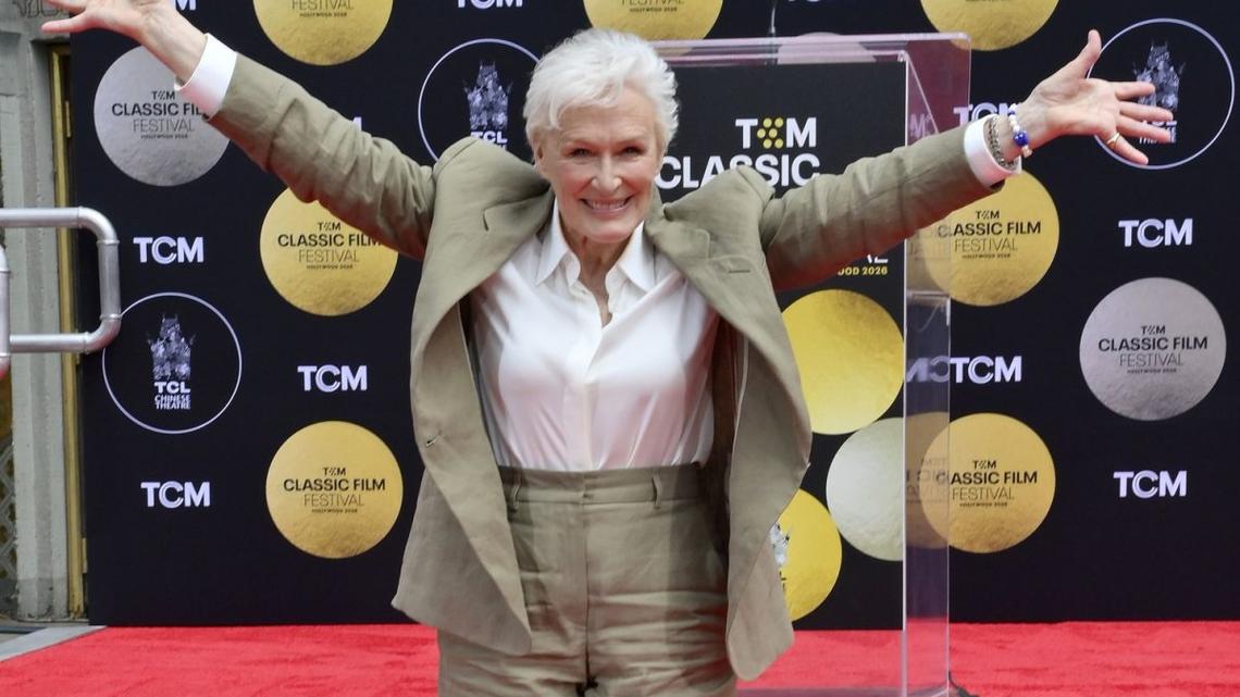 Look: Glenn Close's hand- and foot-prints enshrined in Hollywood cement 