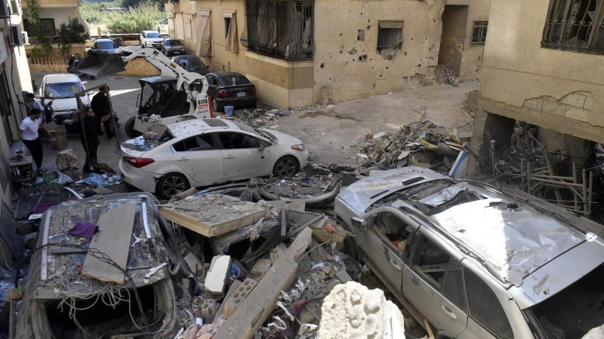 Damaged vehicles are seen following an Israeli airstrike that targeted an apartment in Choueifat, south of Beirut, Lebanon, on May 28, 2026. The Lebanese Ministry of Health said that, as of that date, Israeli attacks across Lebanon had killed more than 3,275 people and injured more than 9,850 since renewed hostilities between Israel and Hezbollah began. Photo by Wael Hamzeh/EPA 