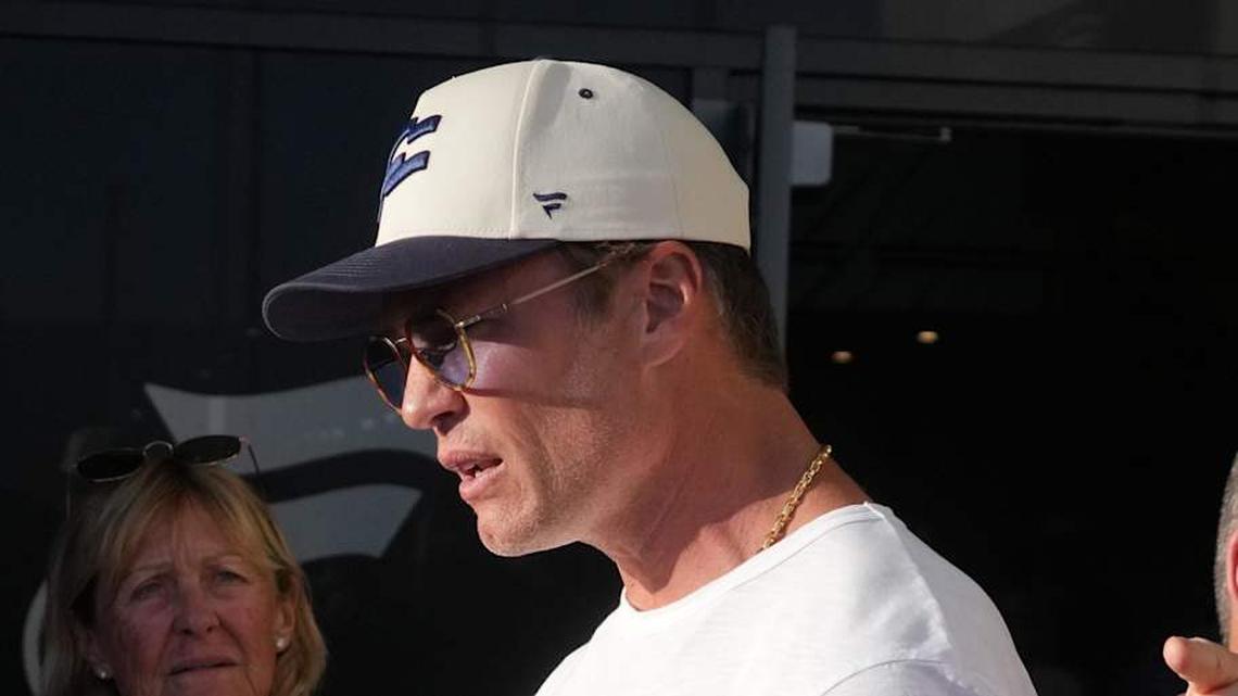  Mar 21, 2026; Los Angeles, CA, USA; Founders FFC quarterback Tom Brady (12) talks with fans during the Fanatics Flag Football Classic at BMO stadium. Mandatory Credit: Kirby Lee-Imagn Images | Kirby Lee-Imagn Images 