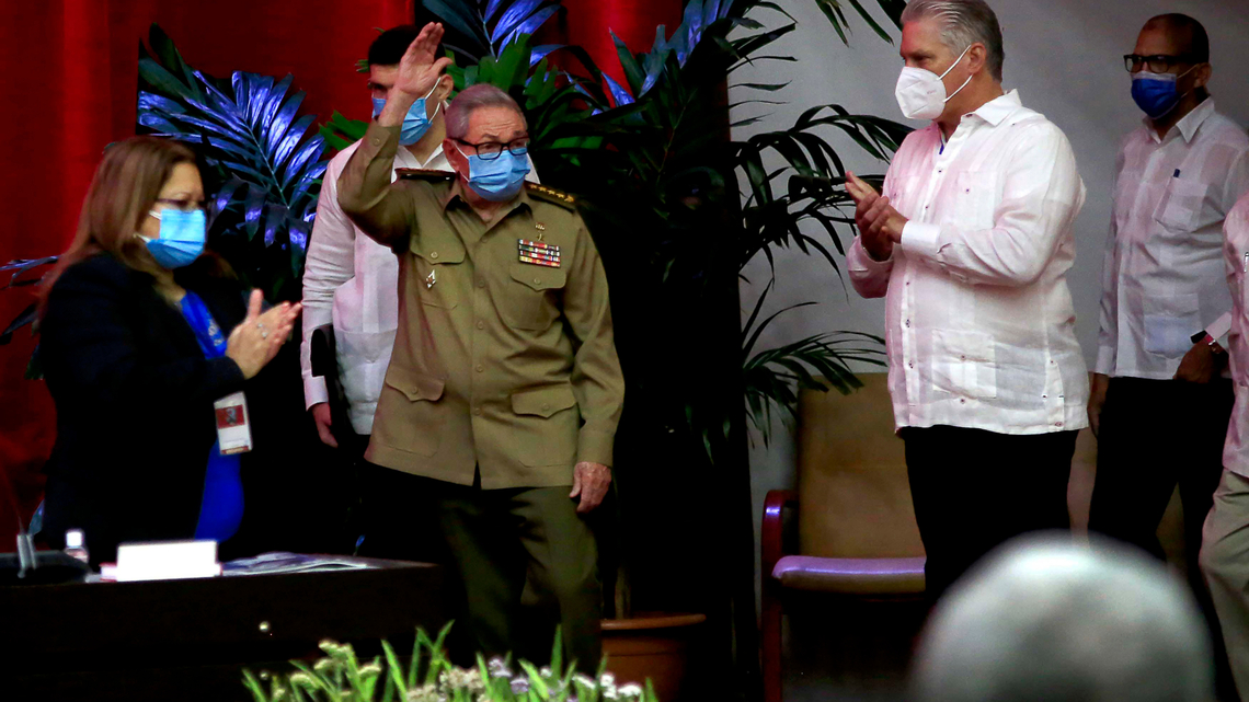 El Partido Comunista es la máscara de la dictadura militar en Cuba | Opinión