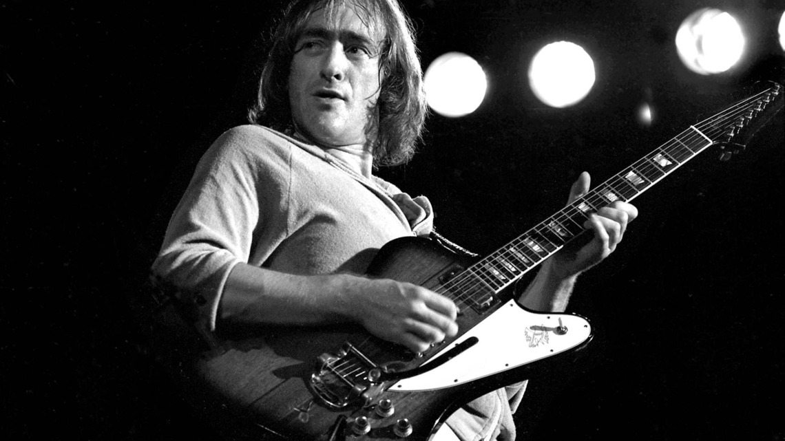 1977 Iconic Ballad, Covered 16 Years Later by Billy Dean, Became a Generational Soft Rock Hit 
