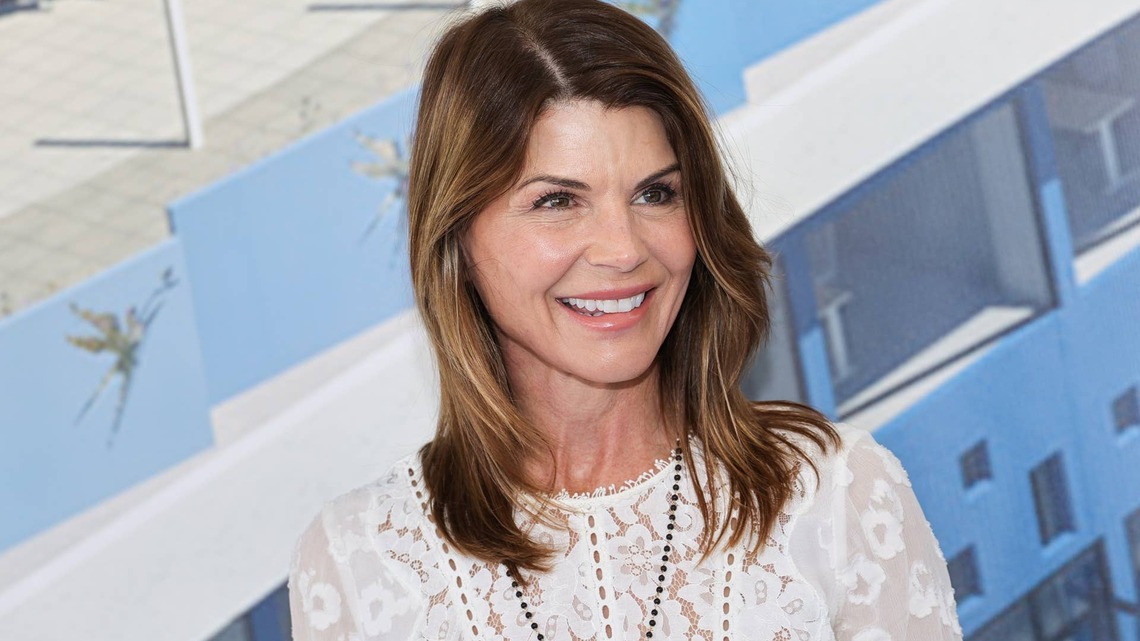 Lori Loughlin, 62, Stuns Fans With Youthful Red Carpet Look: 'Literally Thought This Was One of Your Daughters' 