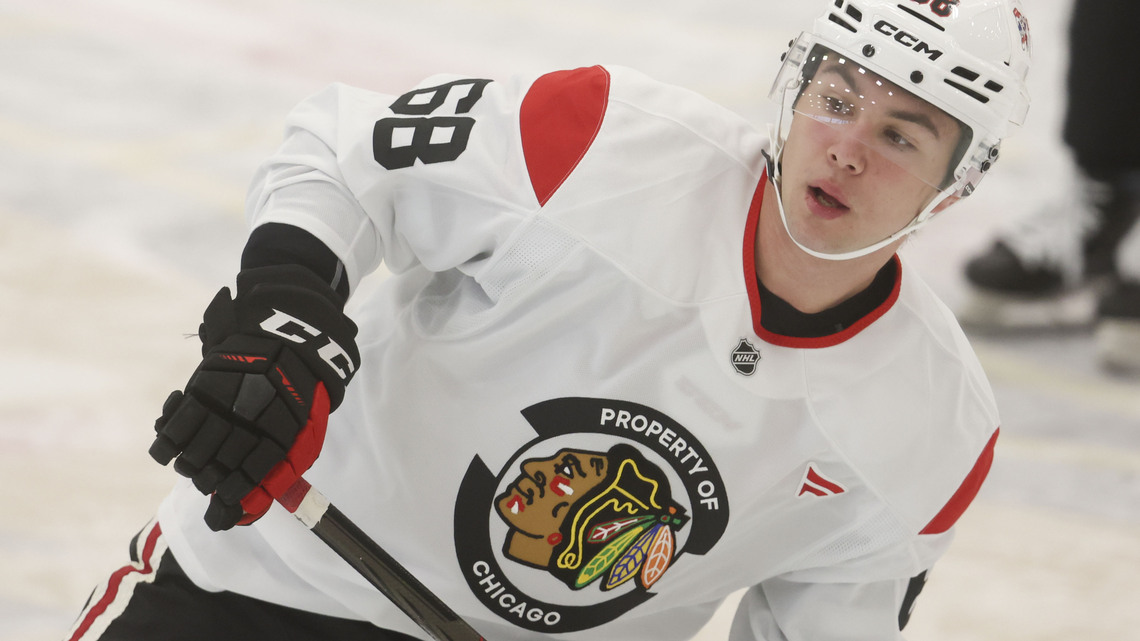 ‘One of our most improved': Martin Misiak adjusting to power forward role at Chicago Blackhawks prospect camp 