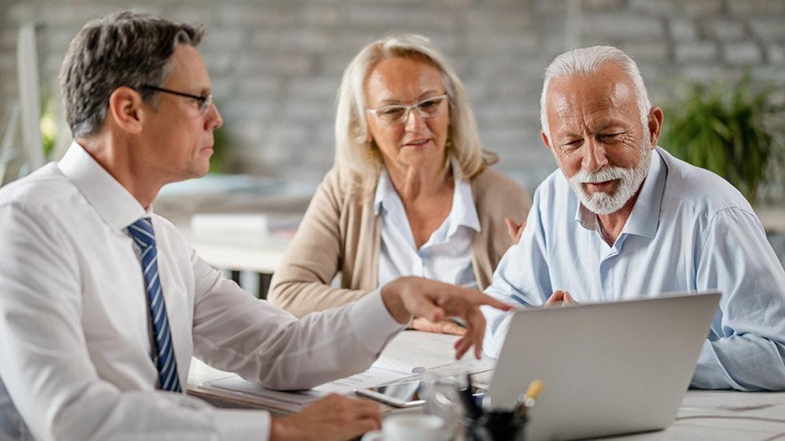 Gen Z vs. boomers: What each generation thinks about long-term investing 