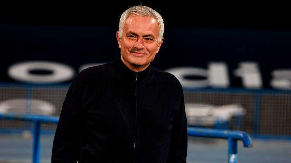 José Mourinho could be in for a return to the Bernabéu. | Valter Gouveia/NurPhoto/Getty Images 
