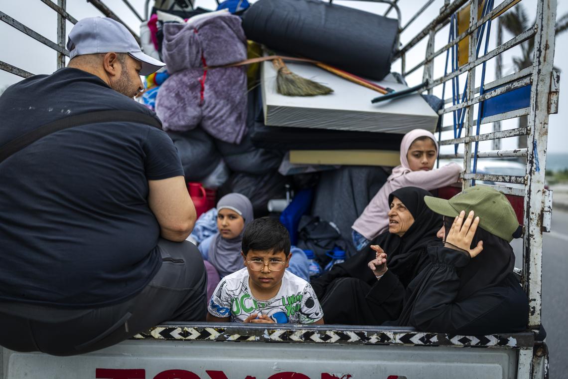 A Lebanese family returning south on the Beirut to Sidon coastal highway, on the second day of the ceasefire, Saturday, April 18, 2026. Prime Minister Benjamin Netanyahu said Israeli troops would remain inside Lebanon, as part of what he called an "expanded security zone" from Lebanon's Mediterranean coast to its border with Syria, south of the Litani River. (Diego Ibarra Sánchez/The New York Times)