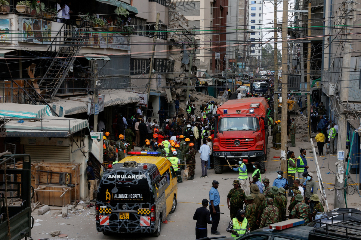 Building collapses in Kenyan capital, rescuers on the scene | Kansas ...