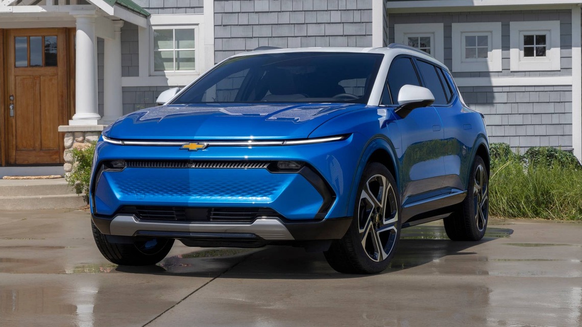 We Compared the 2026 Chevrolet Equinox EV and Ford Mustang Mach-E. One Clearly Won 
