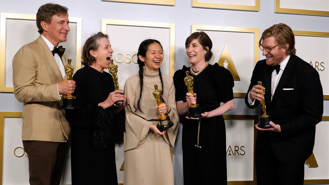 This Kansas City native, a Shawnee Mission grad, wins the Oscar for best picture