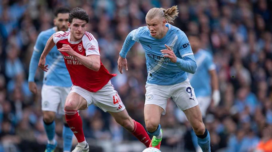  The battle is on between Arsenal and Man City. | Visionhaus/Getty Images 