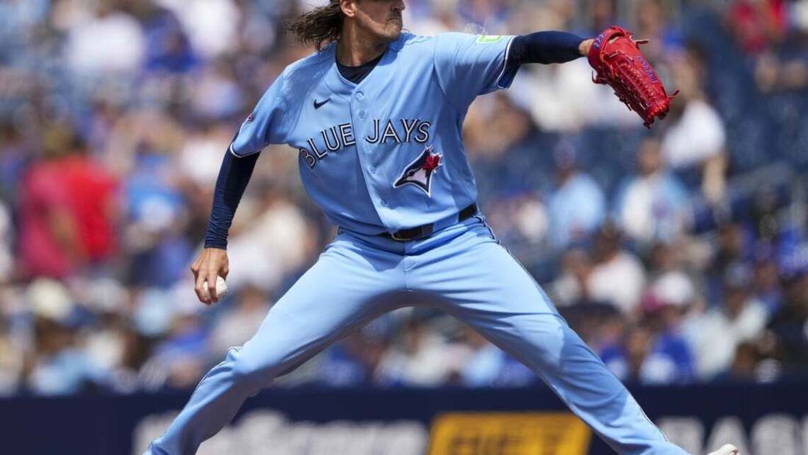 Trade target Gausman pitches Jays past Cardinals