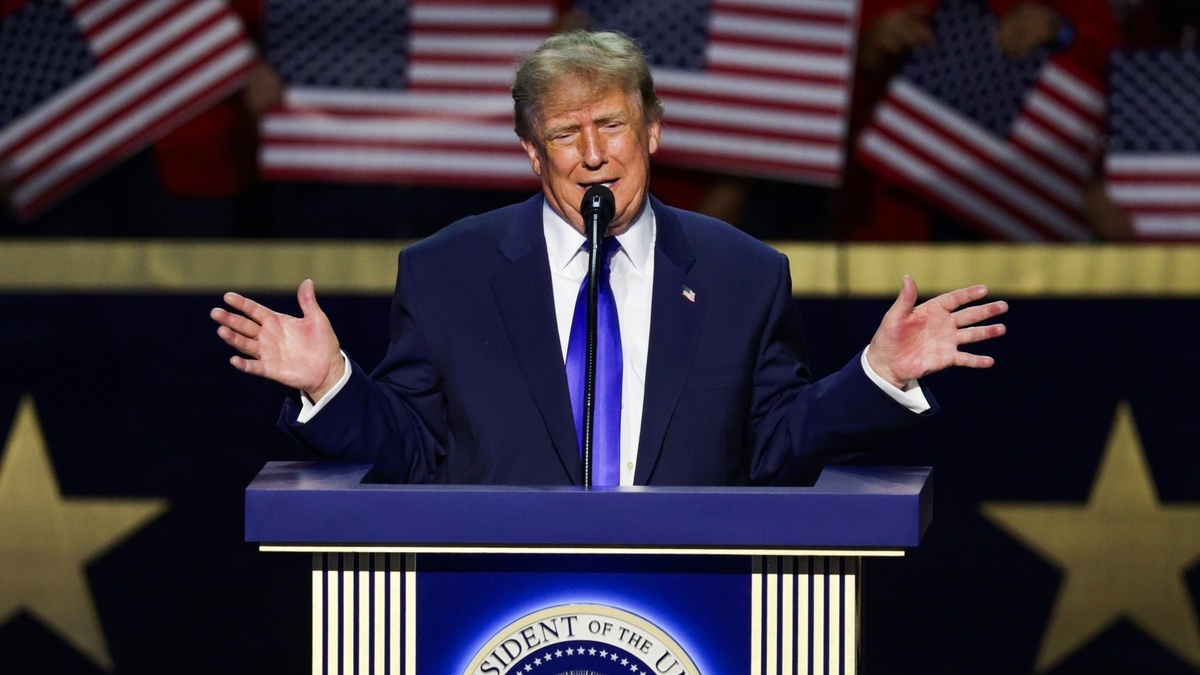 Donald Trump Calls Himself the 'Greatest President' in History