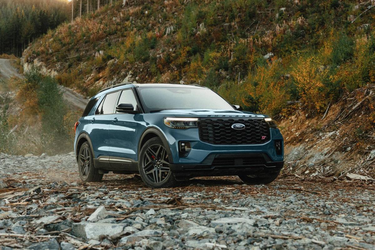  2025 Ford Explorer Ford