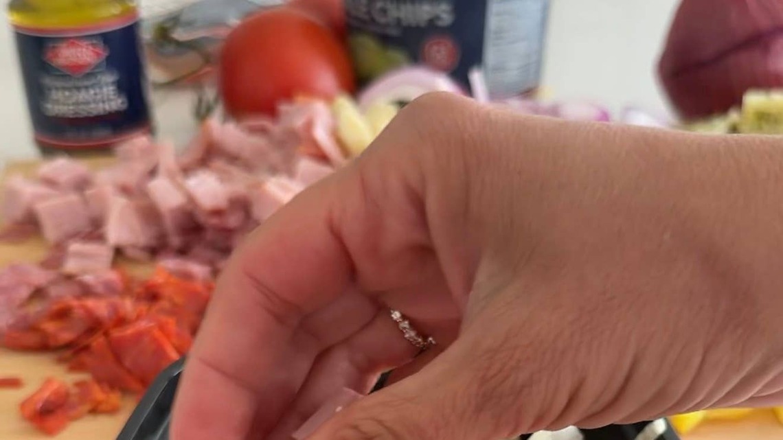 I Tried Making a Copycat ‘Sub in a Tub', and It's My New Go-to Lunch 