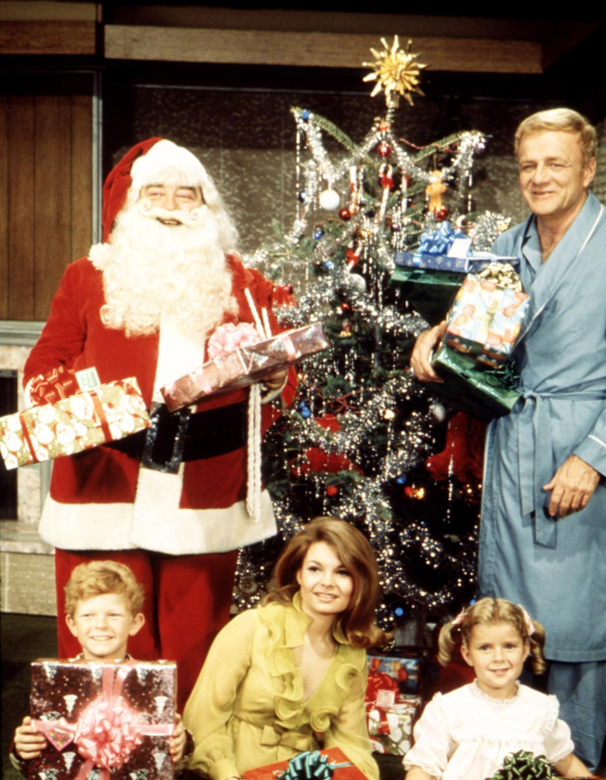 ‘Family Affair’, Johnny Whitaker, Sebastian Cabot, Kathy Garver, Anissa Jones, Brian Keith, 1966-71Courtesy the Everett Collection