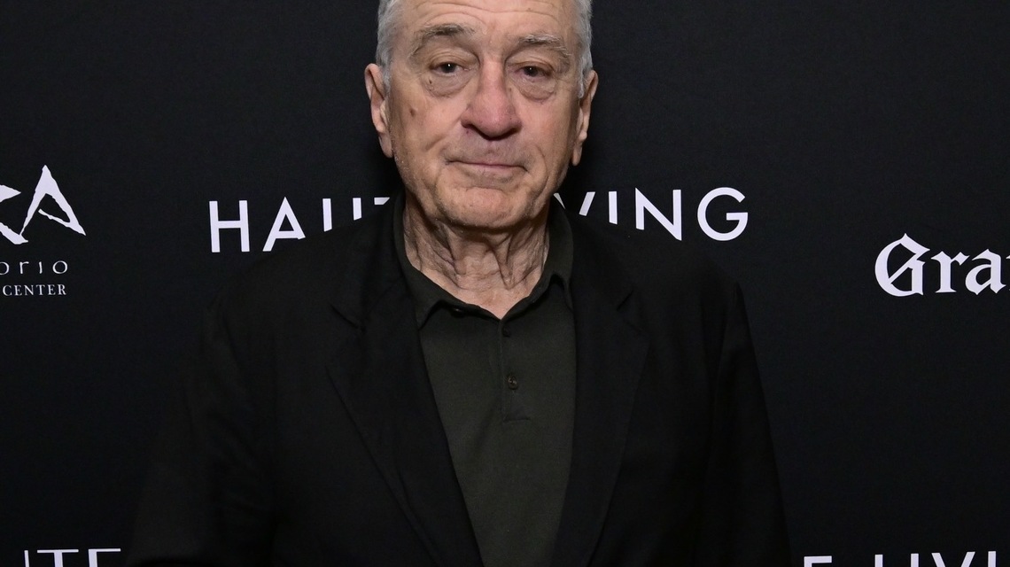 Robert De Niro's Honest Quotes About Fatherhood, Raising 7 Kids 