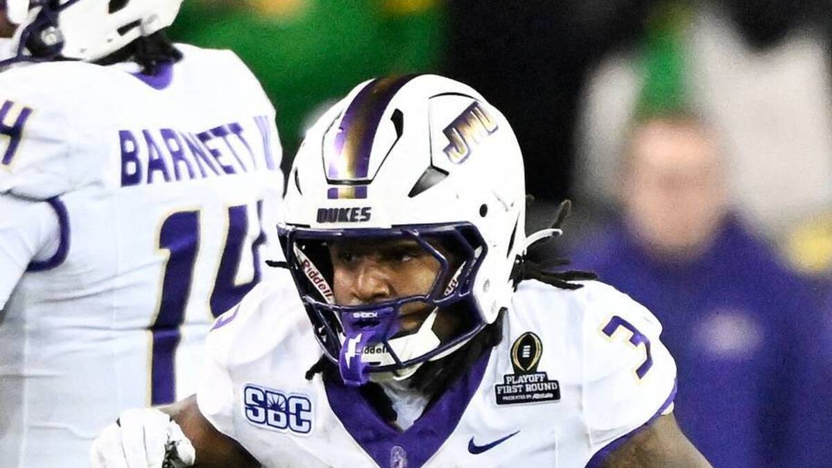  Dec 20, 2025; Eugene, OR, USA; James Madison Dukes running back Wayne Knight (3) rushes during the third quarter against the Oregon Ducks at Autzen Stadium. Mandatory Credit: Craig Strobeck-Imagn Images | IMAGN IMAGES via Reuters Connect 