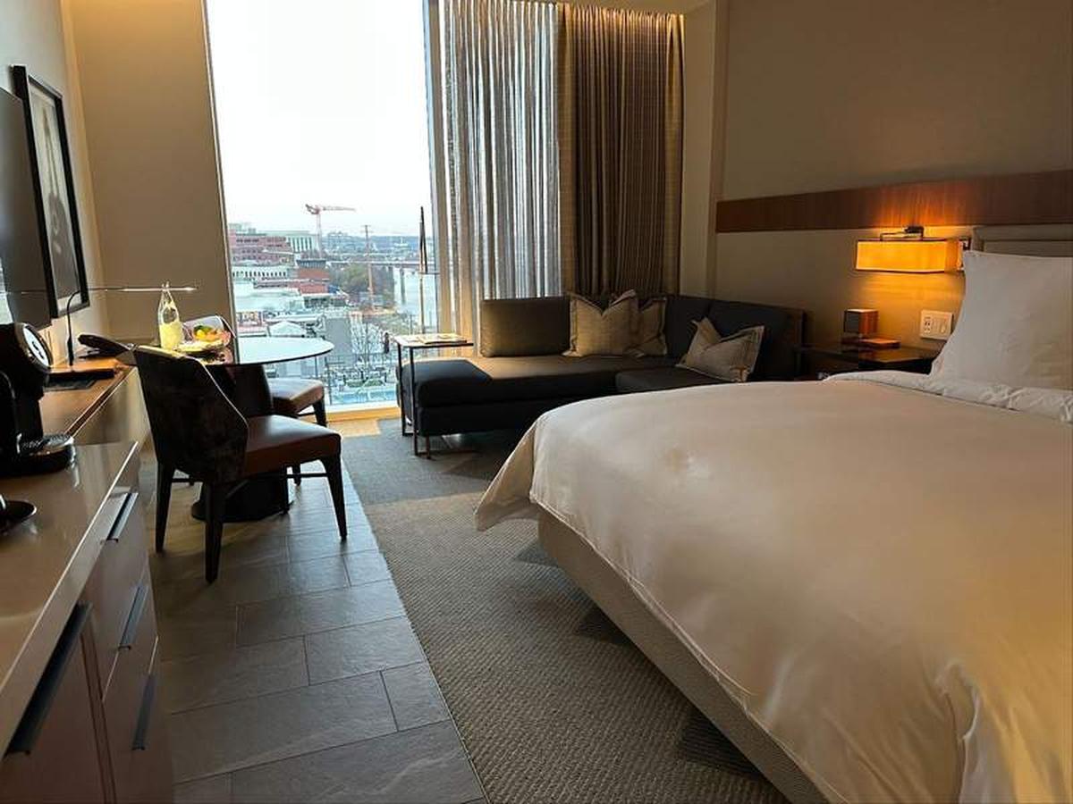  Room with a view of the city at Four Seasons in Nashville, TN. Photo credit: Robin O’Neal Smith 