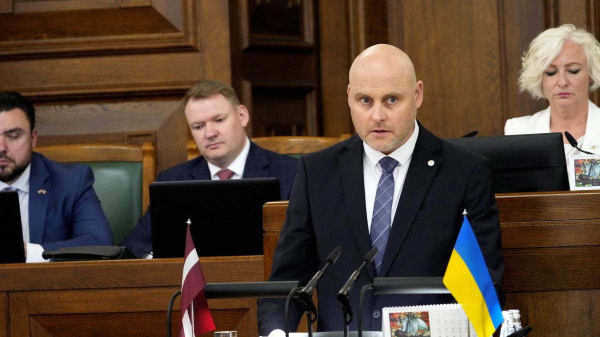 A candidate for Latvia's new Prime Minister Andris Kulbergs adresses Parliament before it votes on a new government in Riga, Latvia May 28, 2026. REUTERS/Ints kalnins