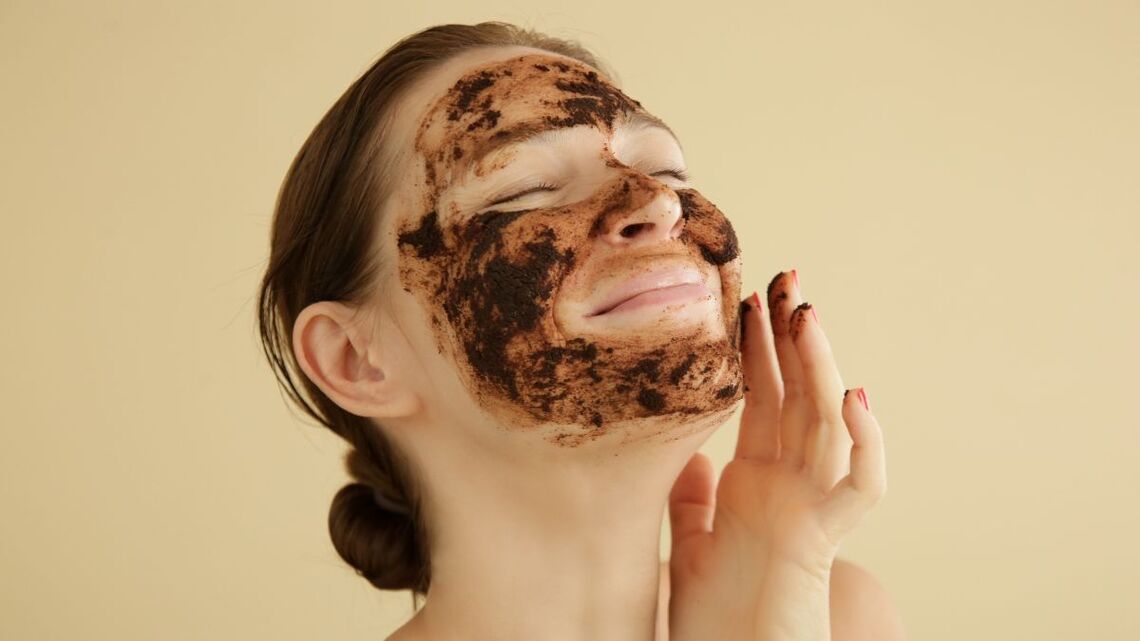 Dull Skin? Try This 2-Ingredient Coffee Scrub