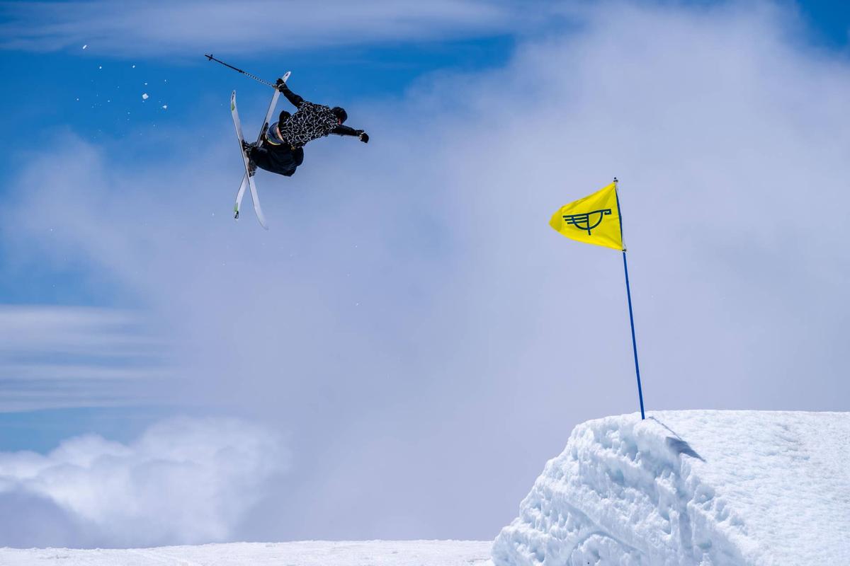  Airing one out under the summer sun at Timberline Lodge.