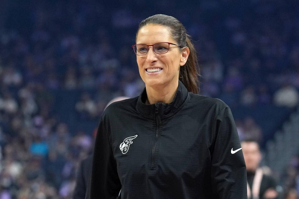  Indiana Fever head coach Stephanie White before the game against the Golden State Valkyries at Chase Center. Darren Yamashita-Imagn Images