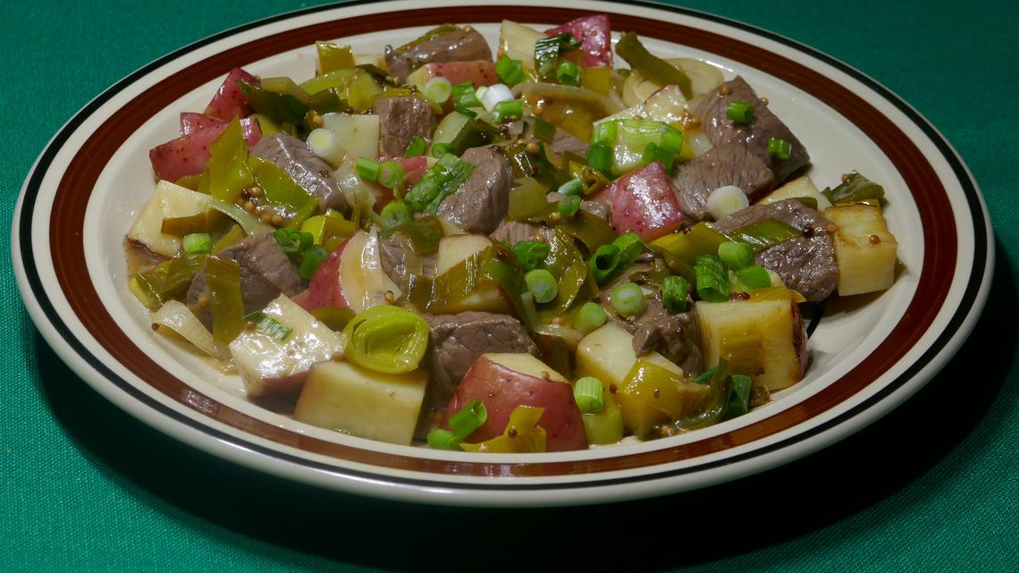 Quick fix: Quick beer sauced steak and potatoes