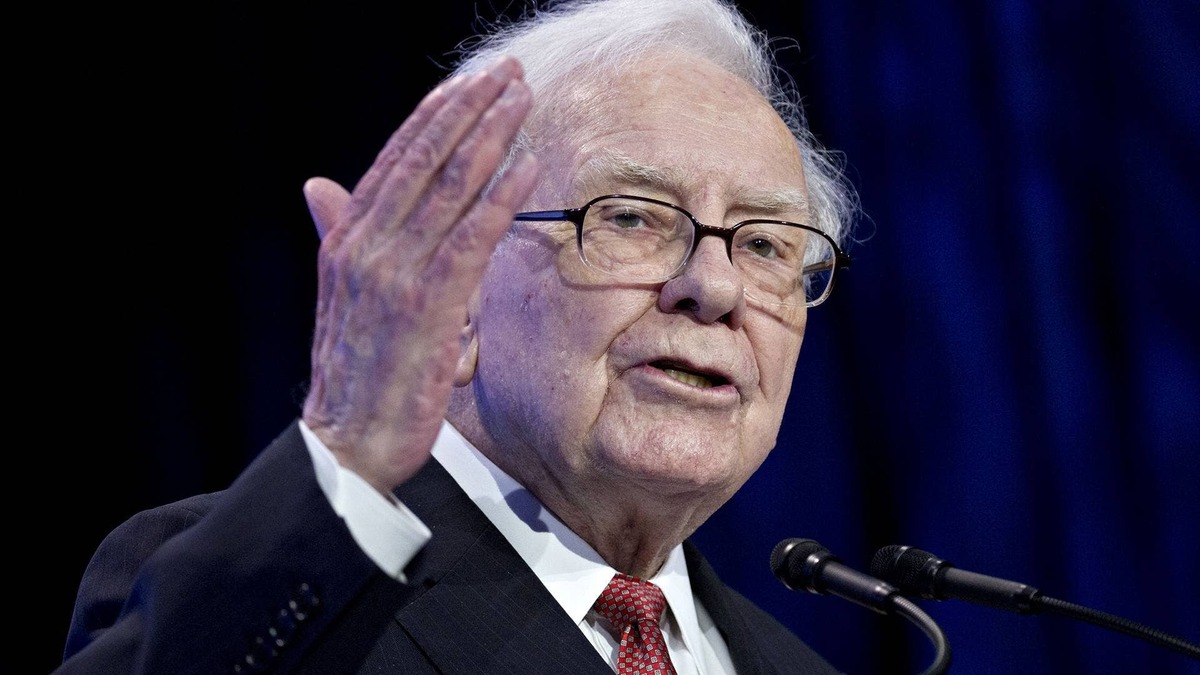  Buffett's favorite valuation gauge has reached record highs, signaling stocks remain expensive despite the market's recent pullback. 