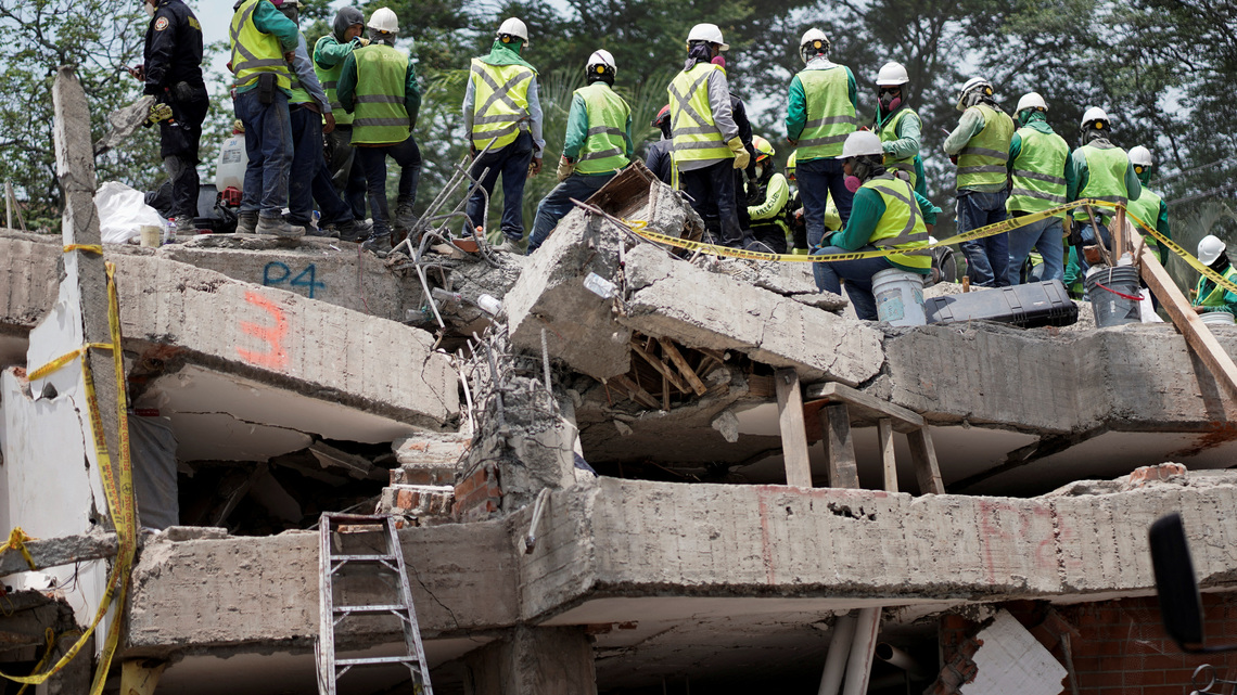 Hopes fade in Colombia as more bodies recovered days after powerful quake 