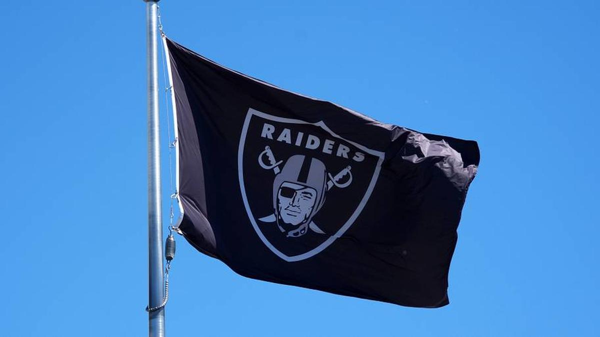  Jul 24, 2025; Henderson, NV, USA; A Las Vegas Raiders shield logo flag at the Intermountain Healthcare Performance Center. Mandatory Credit: Kirby Lee-Imagn Images | Kirby Lee-Imagn Images 