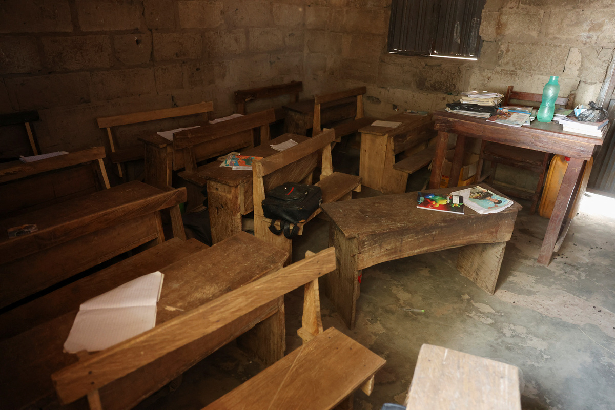 School items belonging to abducted students of Baptist Nursery and Primary School sit inside an empty classroom in Oyo State, Nigeria, June 2, 2026. REUTERS/Sodiq Adelakun