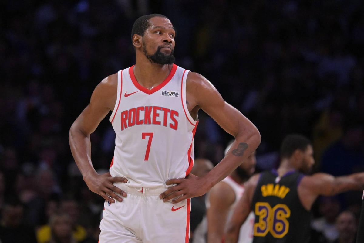  Kevin Durant's stable offensive role protects his fantasy value within Houston's overloaded frontcourt rotation. Jayne Kamin-Oncea-Imagn Images
