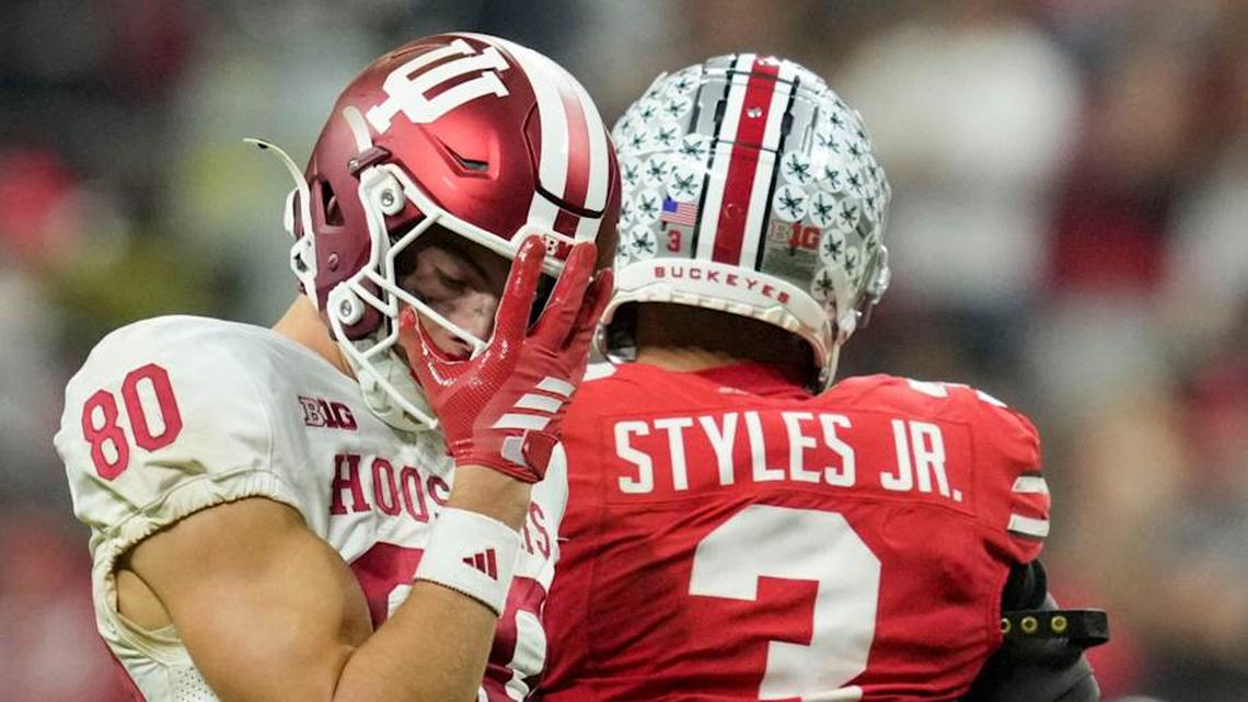  Indiana WR Charlie Becker (80) celebrates after catching a pass in front of Ohio State cornerback Lorenzo Styles Jr. (3) | Grace Smith/IndyStar / USA TODAY NETWORK via Imagn Images 