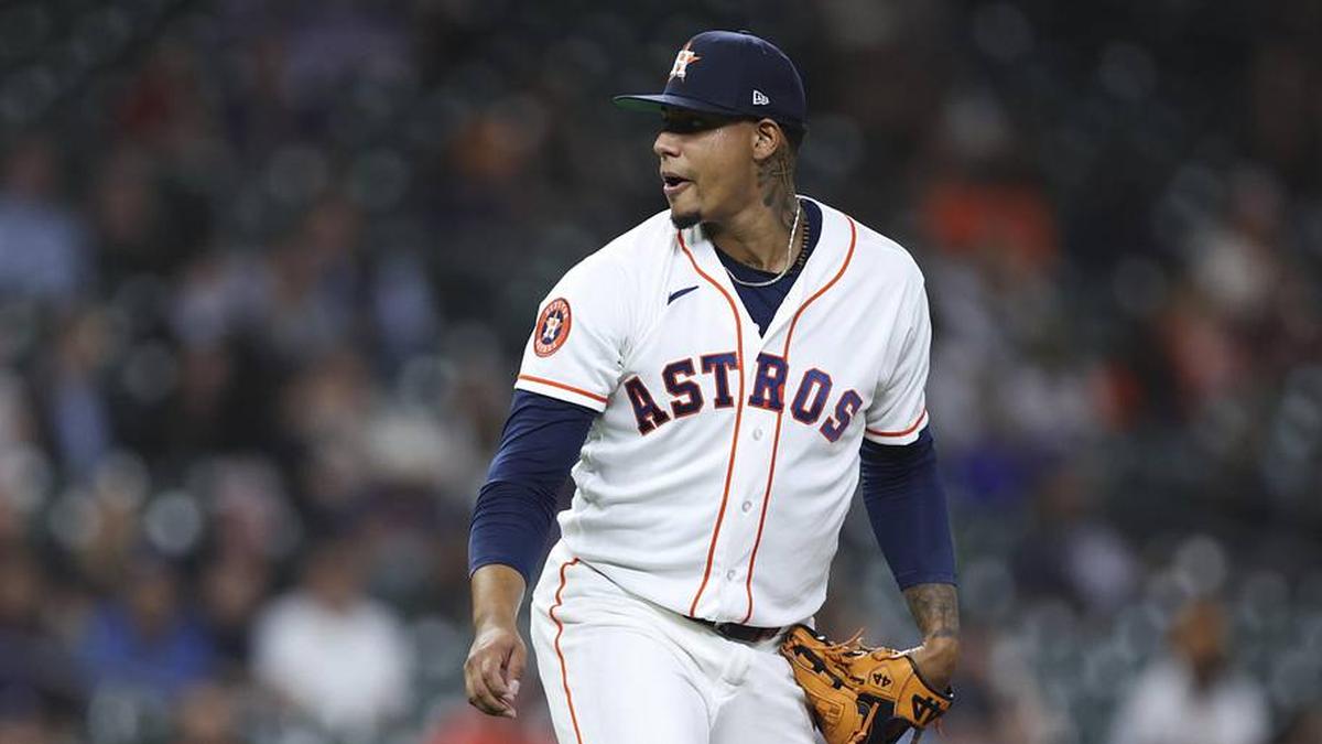  Astros RHP Bryan Abreu presents the Yankees with a buy-low, high-reward opportunity. | Troy Taormina-Imagn Images 