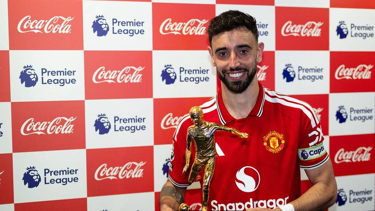  Bruno Fernandes had a record-breaking 2025–26. | Ash Donelon/Manchester United/Getty Images 